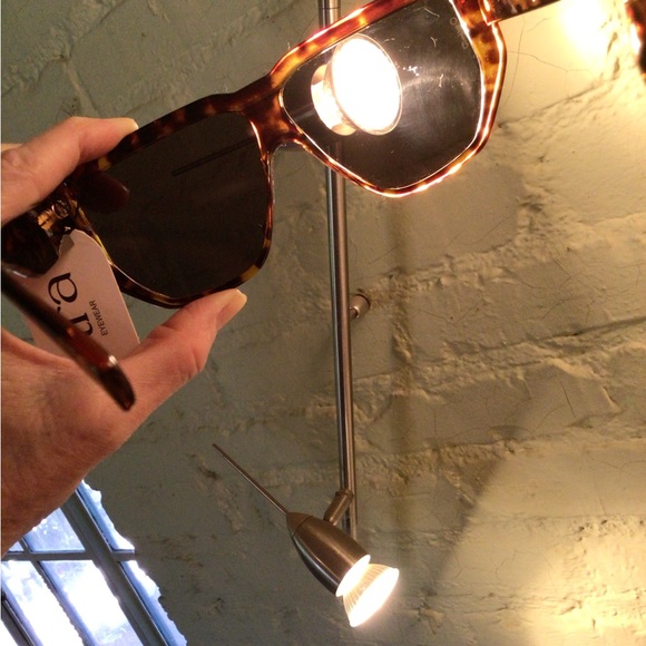 New! *sale READ Rare OtraMalo sunglasses - Picture 6 of 9